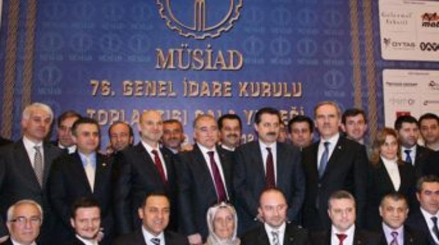 M&Uuml;SİAD Adana heyeti genel idare kuruluna katıldı