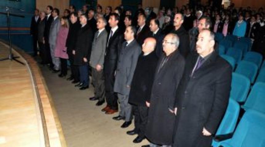 İstiklal Marşı'nın kabul&uuml;n&uuml;n 91. yıld&ouml;n&uuml;m&uuml; Tatvan&rsquo;da kutlandı