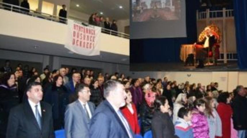 Kuvay-ı Milliye Kadınları ayakta alkışlandı