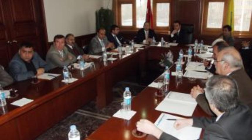 162 metruk bina yıkılmayı bekliyor