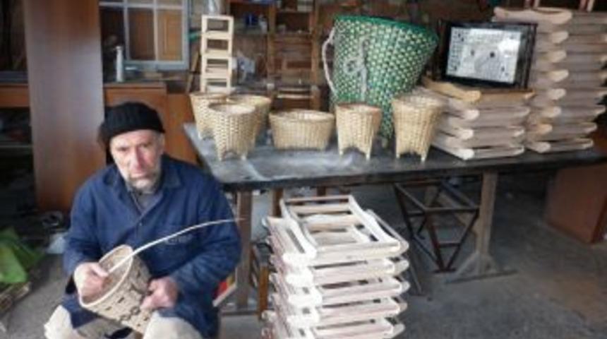 Baba mesleğini 50 yıldır gururla s&uuml;rd&uuml;r&uuml;yor