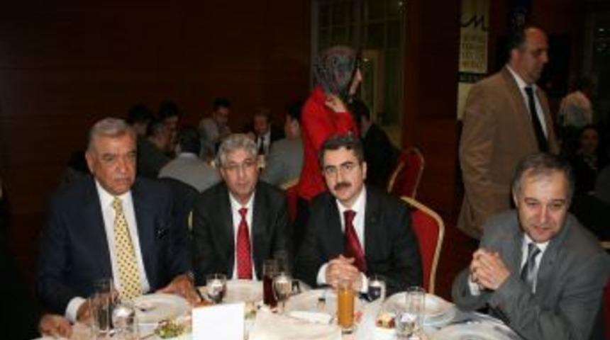 DERMANDER, Bursalı sağlık &ccedil;alışanlarını buluştudu