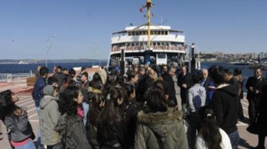 &Ccedil;anakkale&rsquo;de 9 bin 700 &ouml;ğrenci şehitlikleri ziyaret edecek