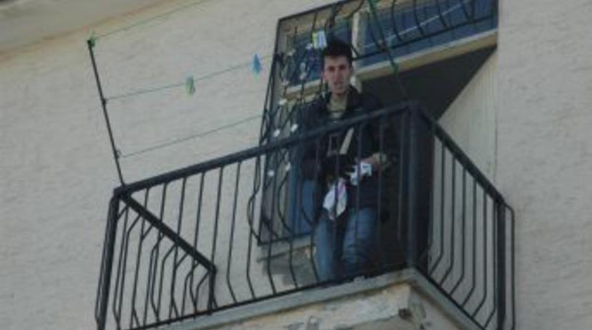 '&Ouml;l&uuml;yorum' diyerek 155'i arayan şahsı polis kurtardı