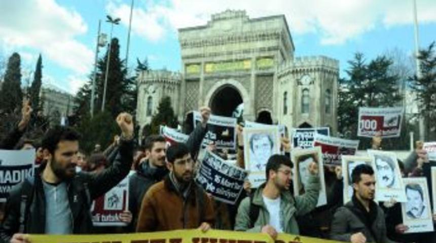 Beyazıt saldırısında hayatını kaybedenler anıldı