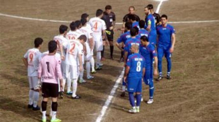 Akdeniz, Meski  puanları paylaştı