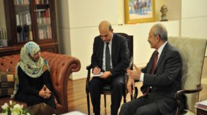 Nobel Barış &Ouml;d&uuml;l&uuml; sahibi Karman, Kılı&ccedil;daroğlu'nu ziyaret etti