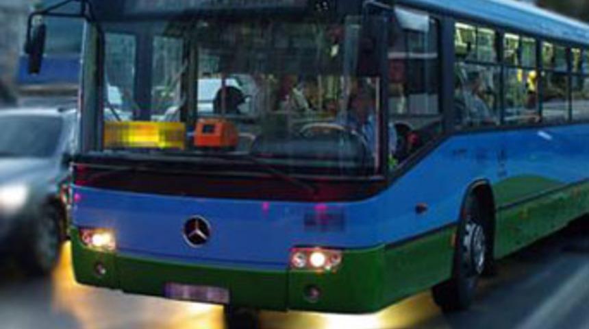 Halk otobüsü şoföründen engelliye bıçak