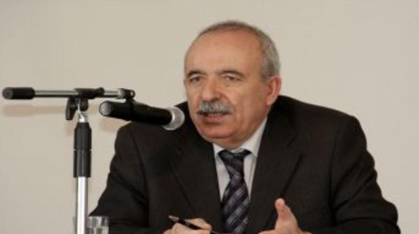 İşadamı Özkaya: Gençlerimiz zamanı iyi kullanmalı