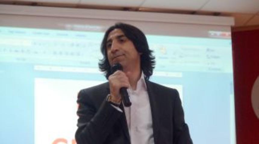 Kitap okuyan &ouml;ğrenci sınavda daha başarılı oluyor