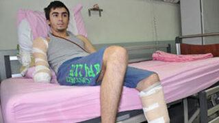 Okumak için kolunu ve bacağını kaybetti