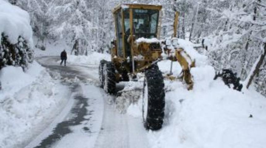 Rize&rsquo;de 234 k&ouml;y yolu kapalı