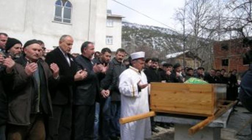 Albay Dursun &Ccedil;i&ccedil;ek: Anamın ak s&uuml;t&uuml; kadar masumum