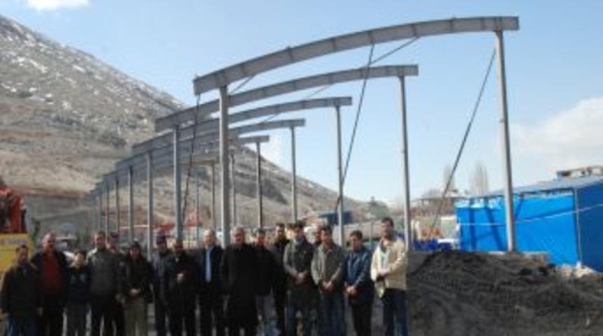 Başkan K&uuml;&ccedil;&uuml;k: Yeni hal binası haziran sonunda hazır olacak