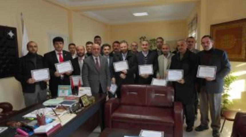 Yozgat M&uuml;ft&uuml;l&uuml;ğ&uuml;'nden din g&ouml;revlilerine sertifika