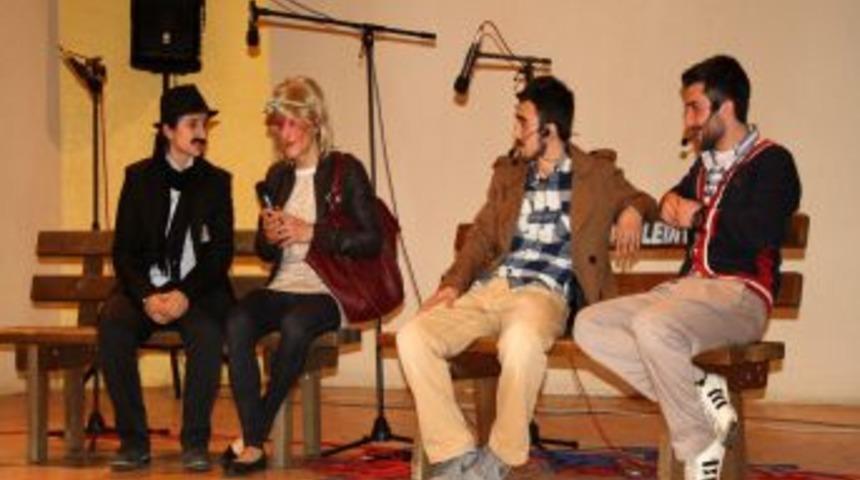 'Hayatla Dalga Ge&ccedil;en Adam' izleyenleri kahkahaya boğdu