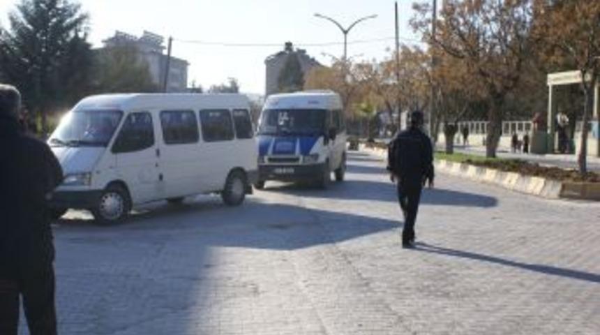 Kilis'teki konteyner kentin ilk misafirleri geldi