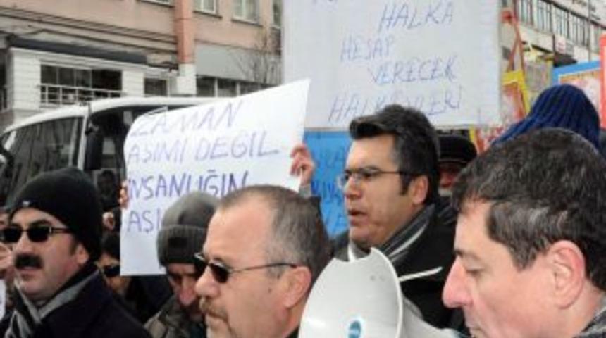 Sivas olaylarında zaman aşımına protesto