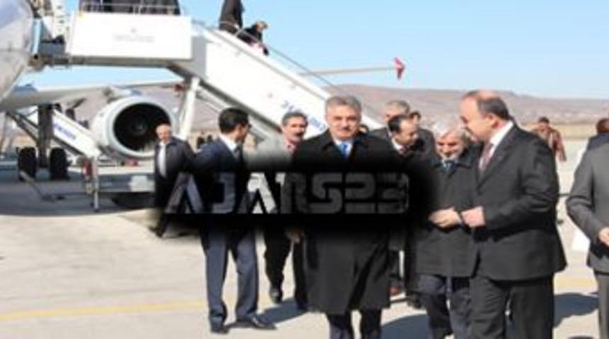 Bakan Hayati Yazıcı Elazığ'da