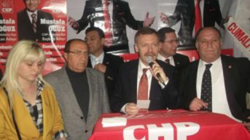 &Uuml;nal Uyar yeniden başkan oldu