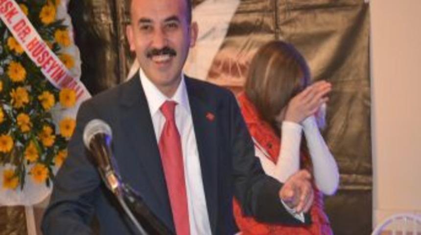 CHP Saruhanlı İl&ccedil;e Başkanlığı'na Muharrem Ekici se&ccedil;ildi