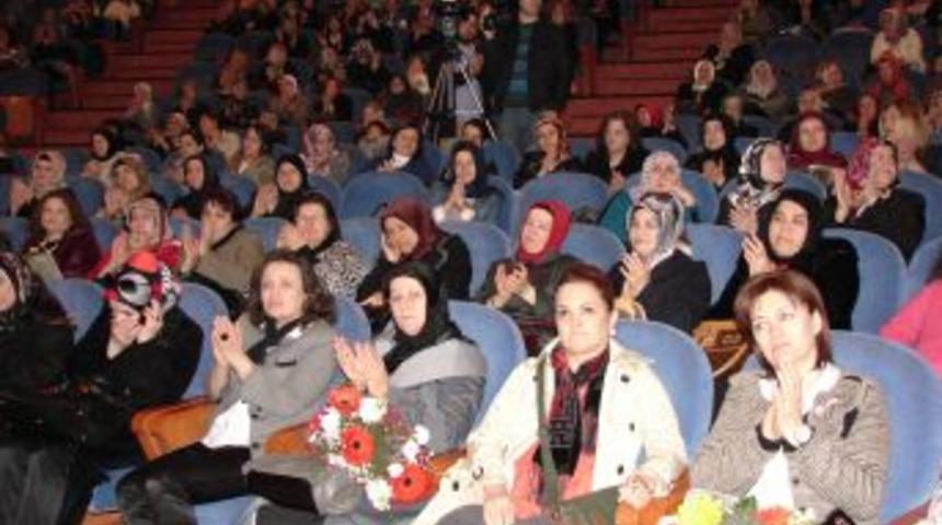 Uğurluel: Dizilerde, tarihimizle ilgili esinlenme değil, hakaret var