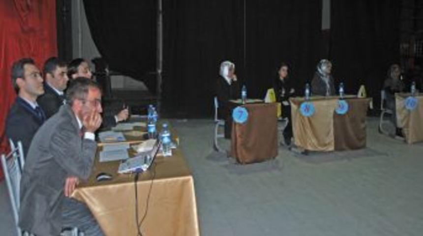 Hakkarili kadın çiftçiler birincilik için yarıştı