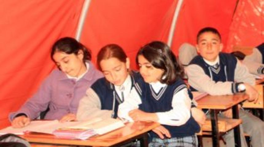 Bahar Gelince Y&uuml;zler G&uuml;ld&uuml;