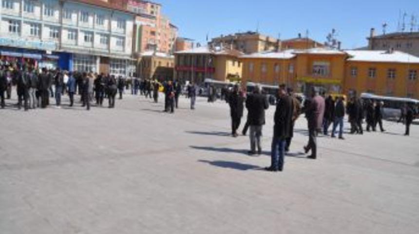 G&uuml;neşli havanın tadını &ccedil;ıkardılar