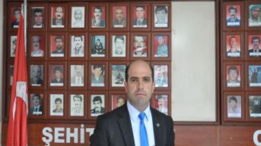 S&ouml;zen: Ter&ouml;r &ouml;rg&uuml;t&uuml;n&uuml;n siyasi uzantıları ile m&uuml;zakereyi desteklemiyoruz