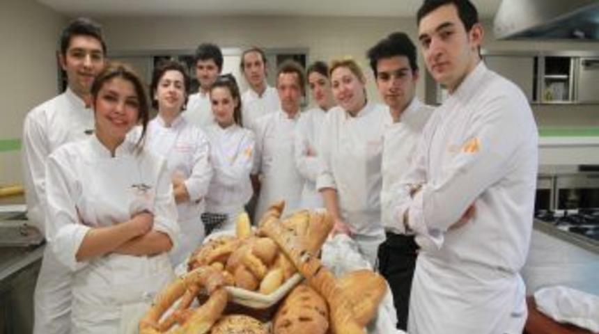 Yemeğin en lezzetli eşlikçisi ekmek, üniversitede ders konusu