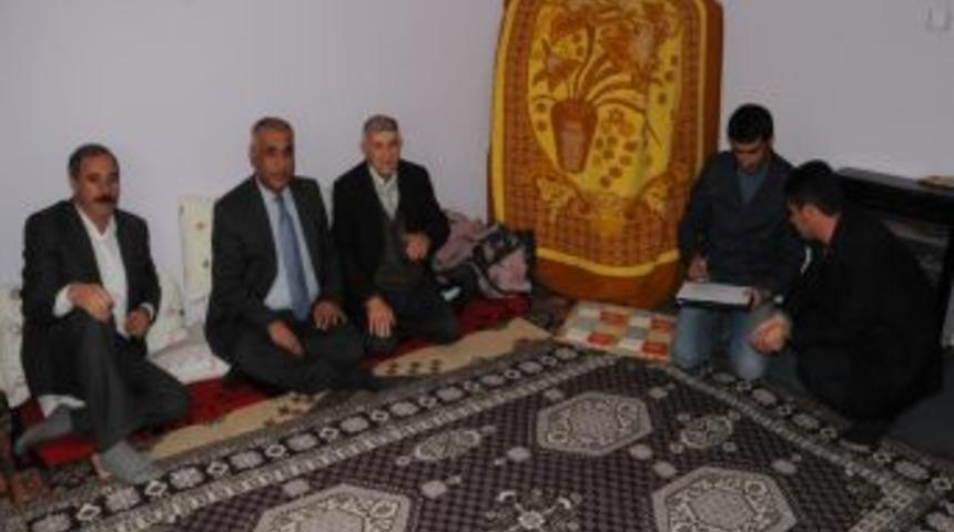 Silopi'de depremzedeler erzak yardımıyla sevindi