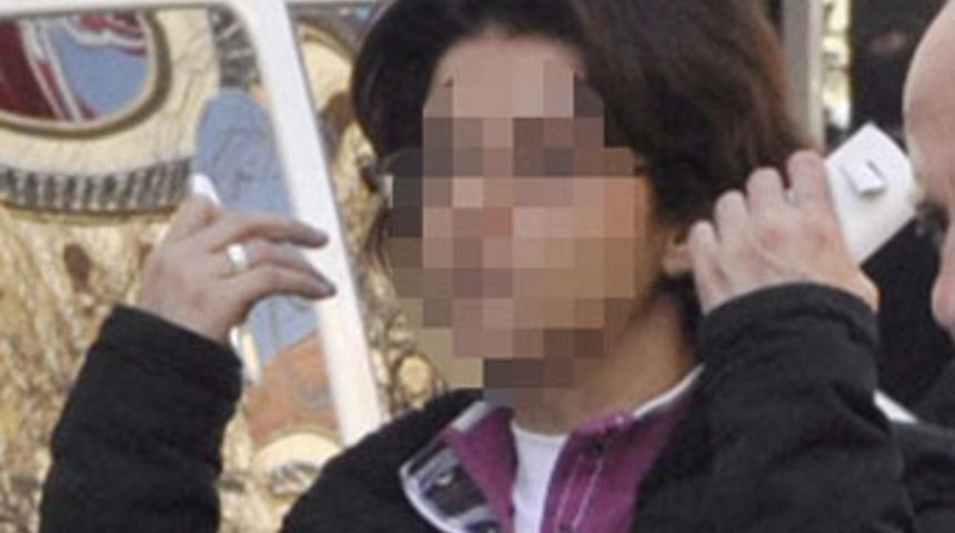 Bebeğini &ouml;ld&uuml;r&uuml;p &ccedil;&ouml;pe attı!