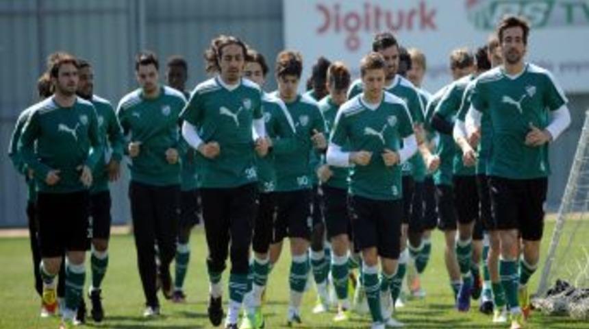 Bursaspor, Ankara&rsquo;ya gitti