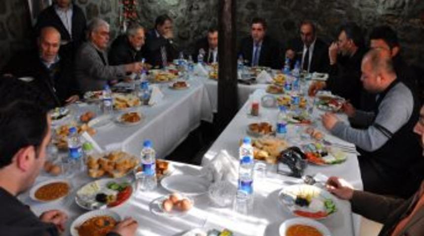 Belediye Başkanı &Ouml;zdemir: Amasya Hali bir hafta i&ccedil;erisinde taşınacak