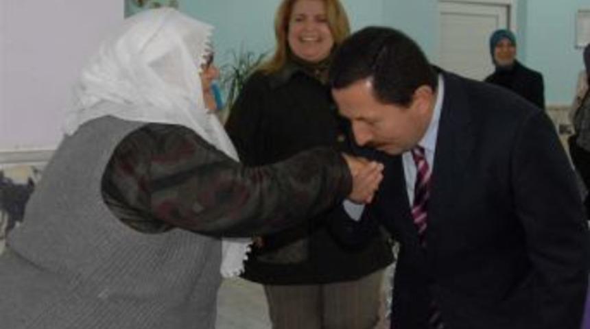 Afyonkarahisar'da yaşlılara 5 yıldızlı otel konforu