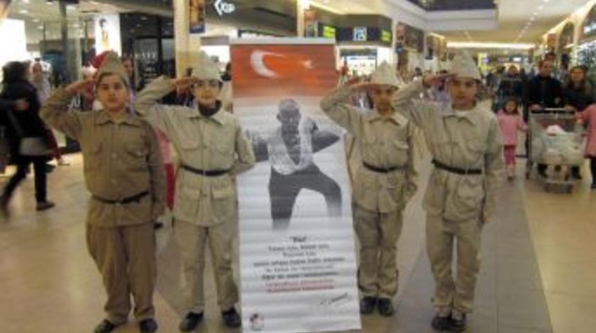 Vali Vefik Kitap&ccedil;ıgil İlk&ouml;ğretim Okulu &ouml;ğrencilerinden '&Ccedil;anakkale' sergisi