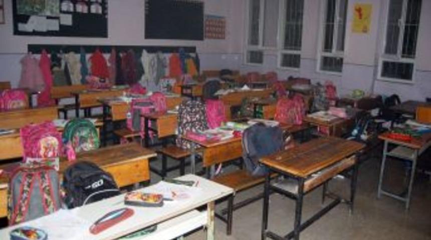 Okulda Yangın Paniği