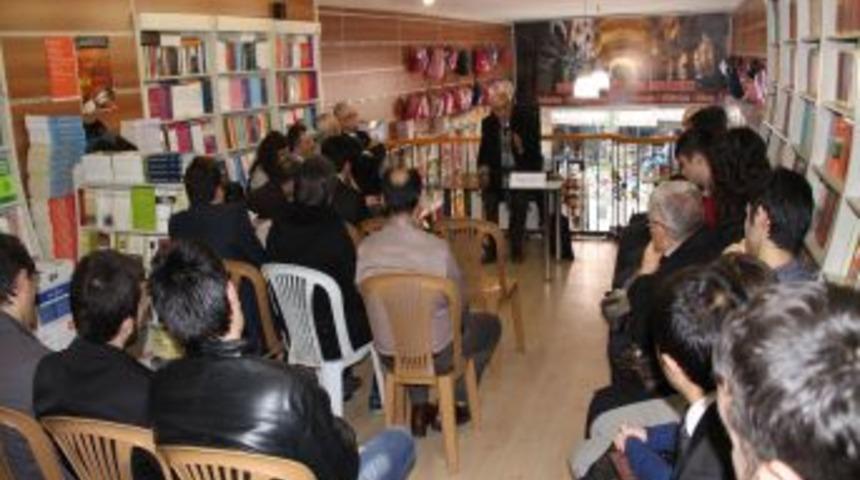 Tarih&ccedil;i-Yazar Niyazi: Okumadan konuşan bir topluluk var