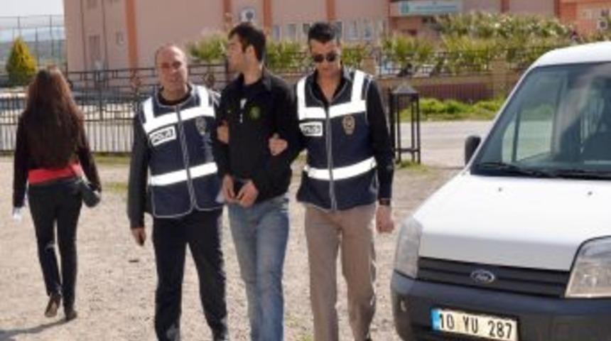 Pazardaki yaşlı kadınların ziynetlerini gasp eden zanlı tutuklandı