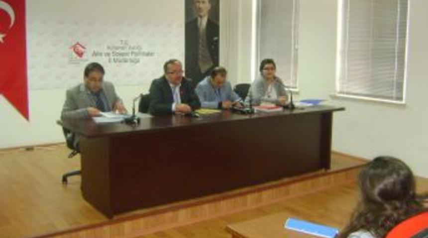 Karaman'da cezaevi personeline seminer