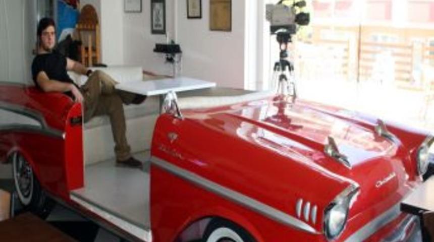 125 bin TL&rsquo;lik Chevrolet&rsquo;i yemek masası yaptı