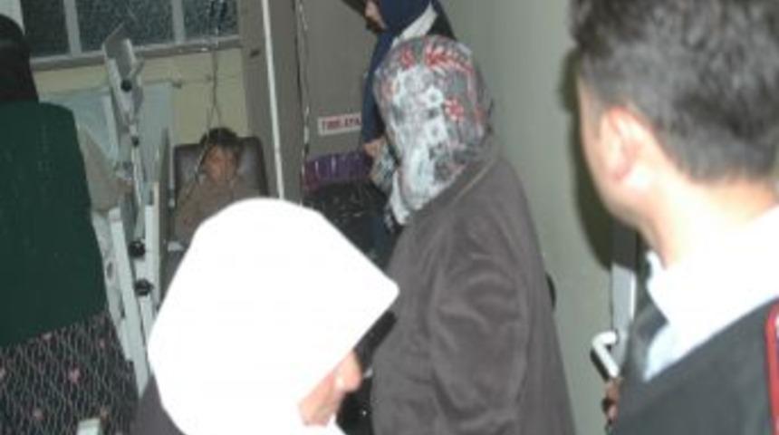 Yabani Otları Maydanoz Zannedip Yiyen 5 &Ccedil;ocuk Zehirlendi