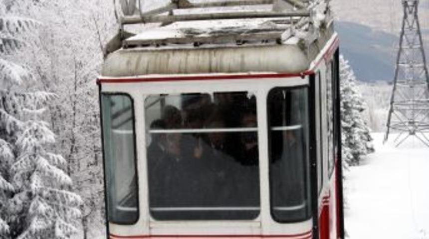 Bakan Babacan'ın teleferik keyfi