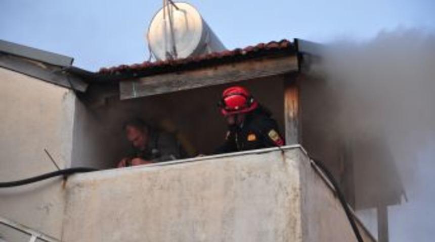 Prizde unutulan şarjlı piller yangına neden oldu