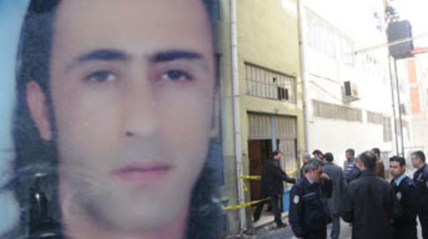 Asans&ouml;r boşluğunda &ouml;l&uuml; bulundu