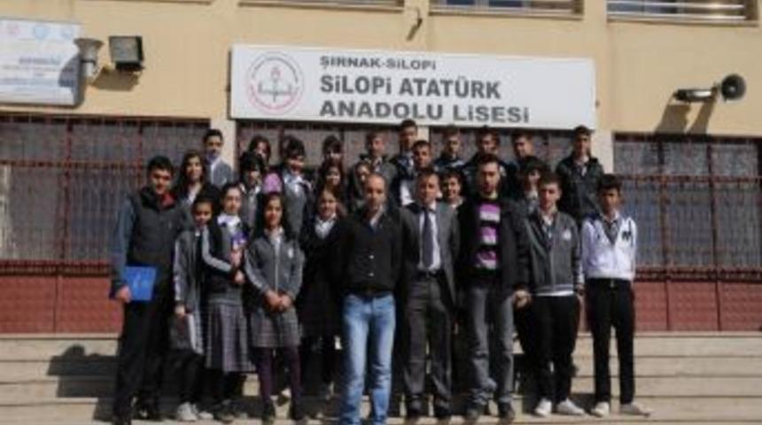 Silopili &ouml;ğrenciler gazetecilik mesleği hakkında bilgilendirildi