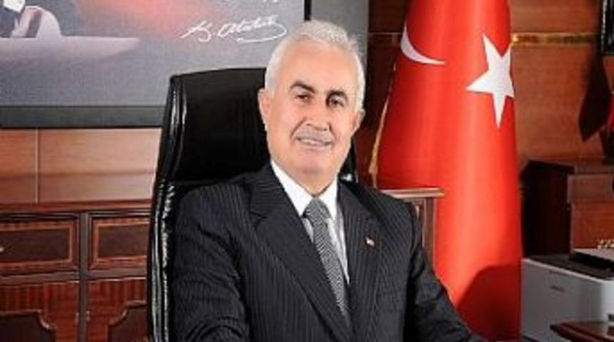 Vali Şahin: Unutmayın bir g&uuml;n biz de yaşlı olacağız