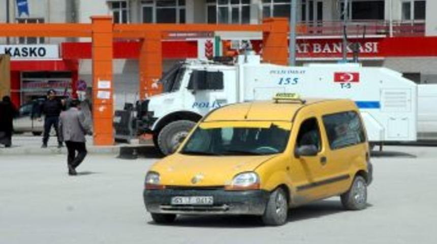 Van'da &Ouml;calan Alarmı