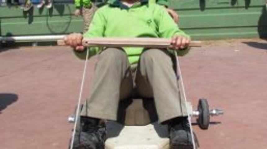 Safvet Koleji&rsquo;nde tahta arabalar yarıştı